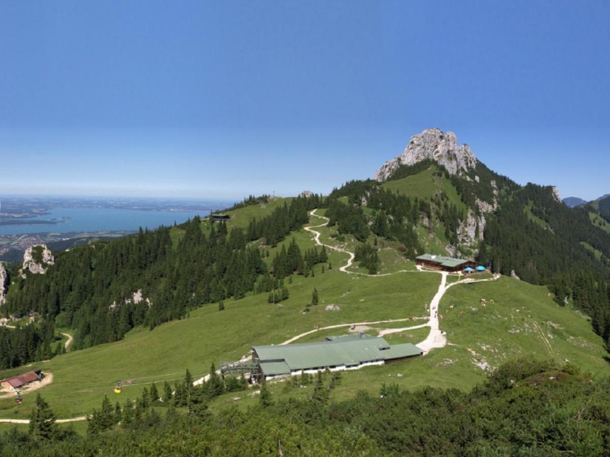 ברנאו אם כימסי Zwischen Chiemsee Und Bergen Ug מראה חיצוני תמונה